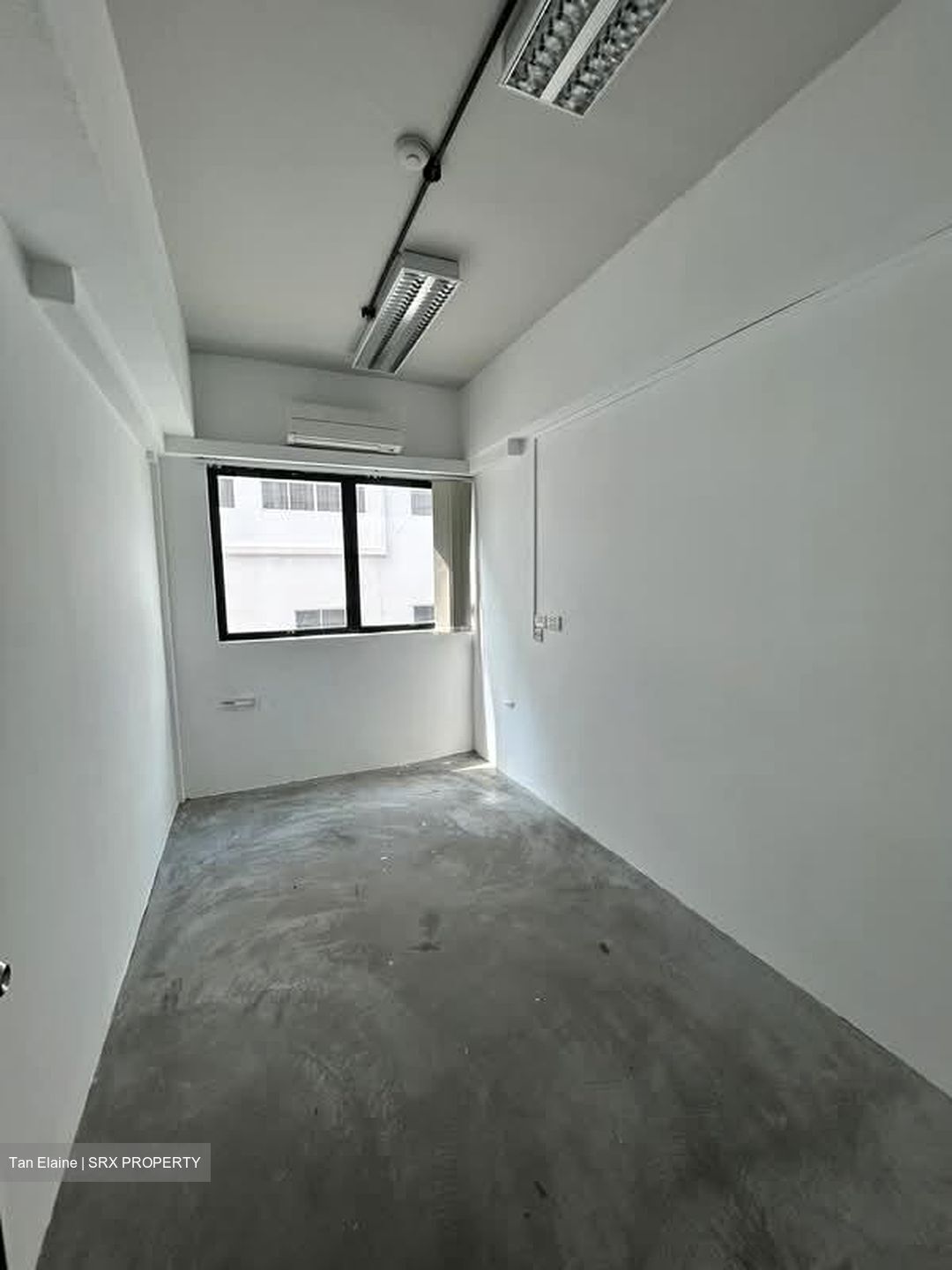Lhk 2 (D13), Factory #570496831
